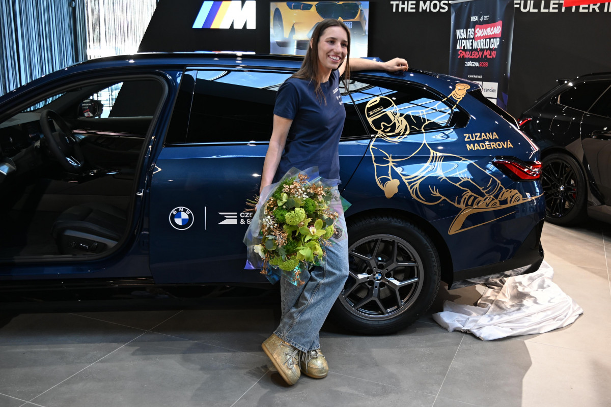V databázi olympijského týmu na webu ČOV je celkem 42 Zuzan, ale jen jedna je zlatá Maděrová V databázi olympijského týmu na webu ČOV je celkem 42 Zuzan, ale jen jedna je zlatá Maděrová